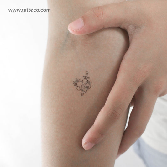 Tatuaje temporal de corazón y espada (juego de 3)