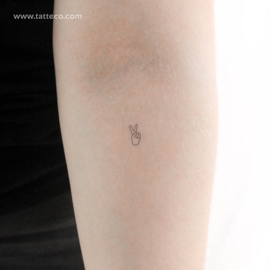 Tatuaje temporal pequeño del símbolo V - Juego de 3