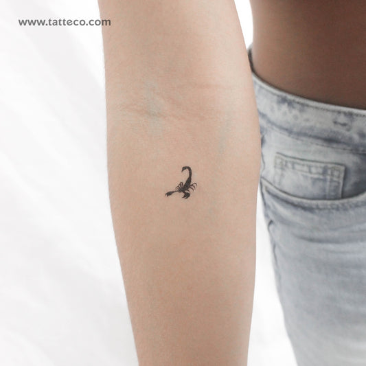 Tatuaje temporal de escorpión negro diminuto (juego de 3)
