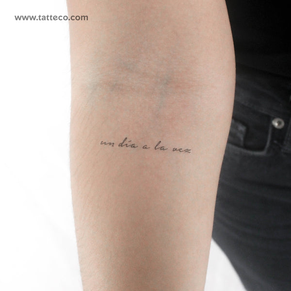 Handwritten Un Día A La Vez Temporary Tattoo - Set of 3