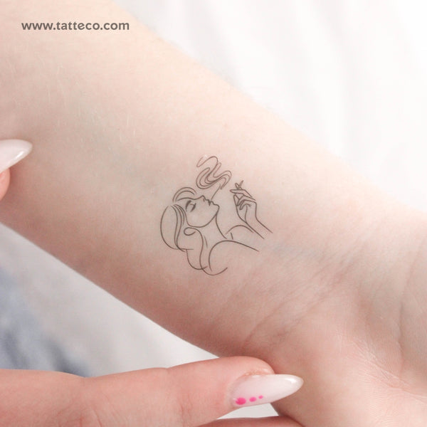 Tatuaje temporal de mujer fumando (juego de 3)