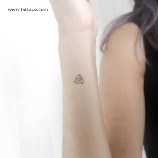 Tiny Interlaced Trinity Knot Temporary Tattoo - Set of 3