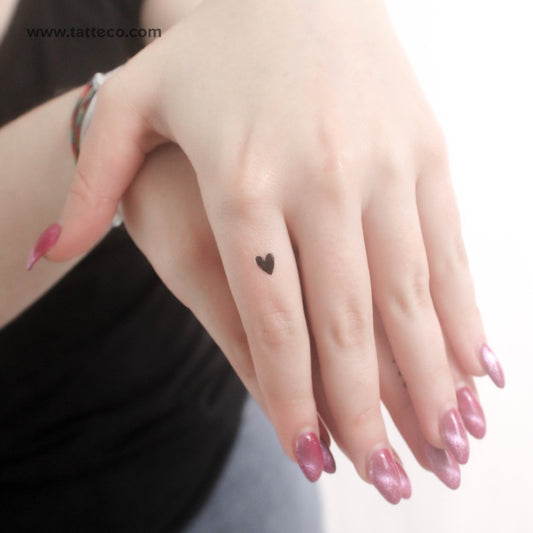 Tatuaje temporal de corazón negro pequeño (juego de 3)