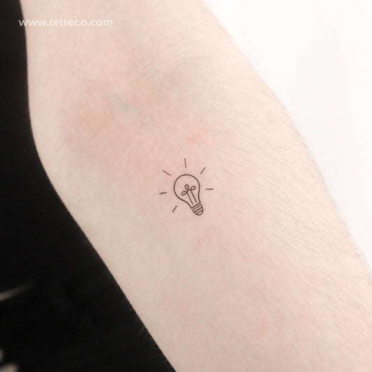 Tatuaje temporal de bombilla minimalista (juego de 3)