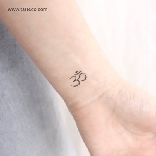 Tatuaje temporal Fine Line Om - Juego de 3