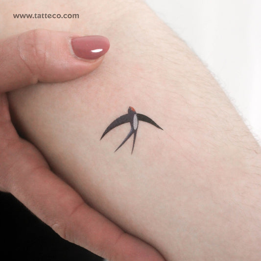 Tatuaje temporal "Golondrina" de Ann Lilya (juego de 3)