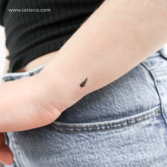 Tatuaje temporal de hoja de helecho diminuta - Juego de 3
