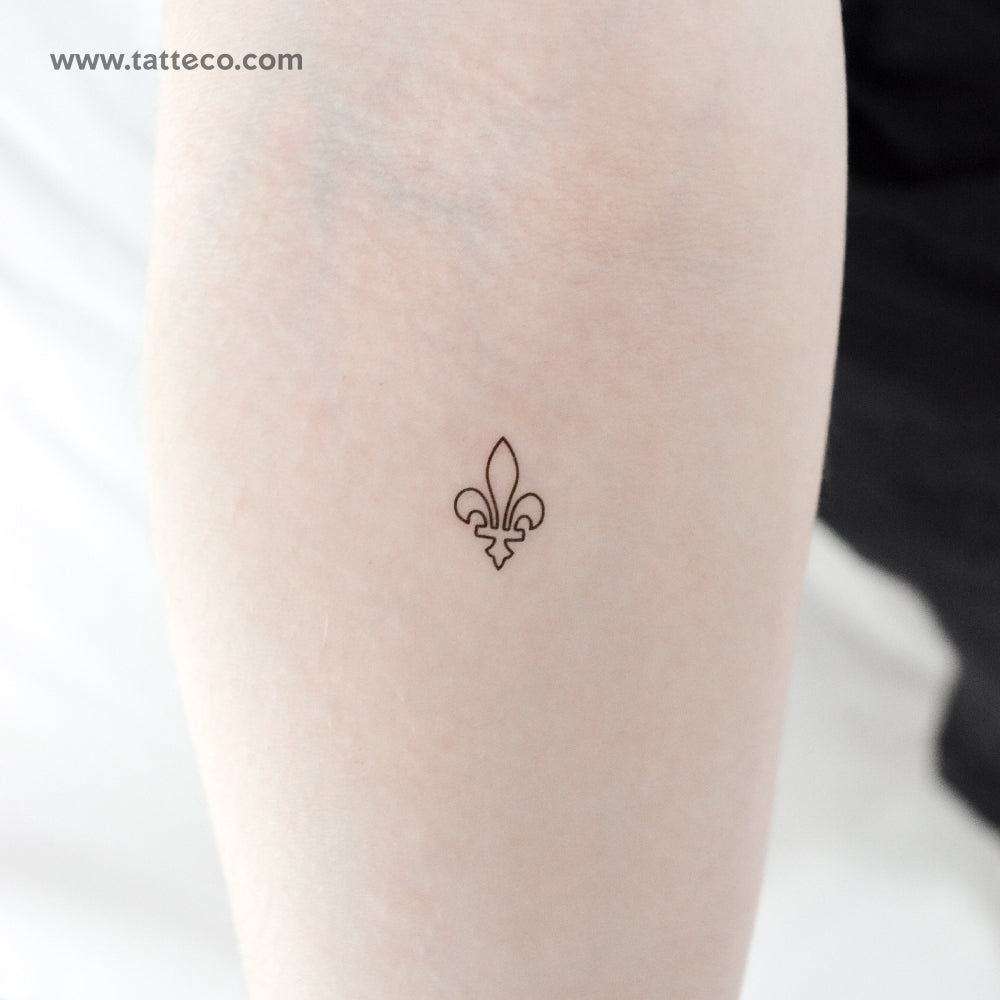Fine Line Louisiana Fleur-de-lis Temporary Tattoo - Set of 3