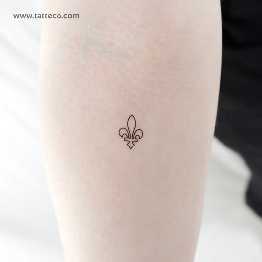 Fine Line Louisiana Fleur-de-lis Temporary Tattoo - Set of 3