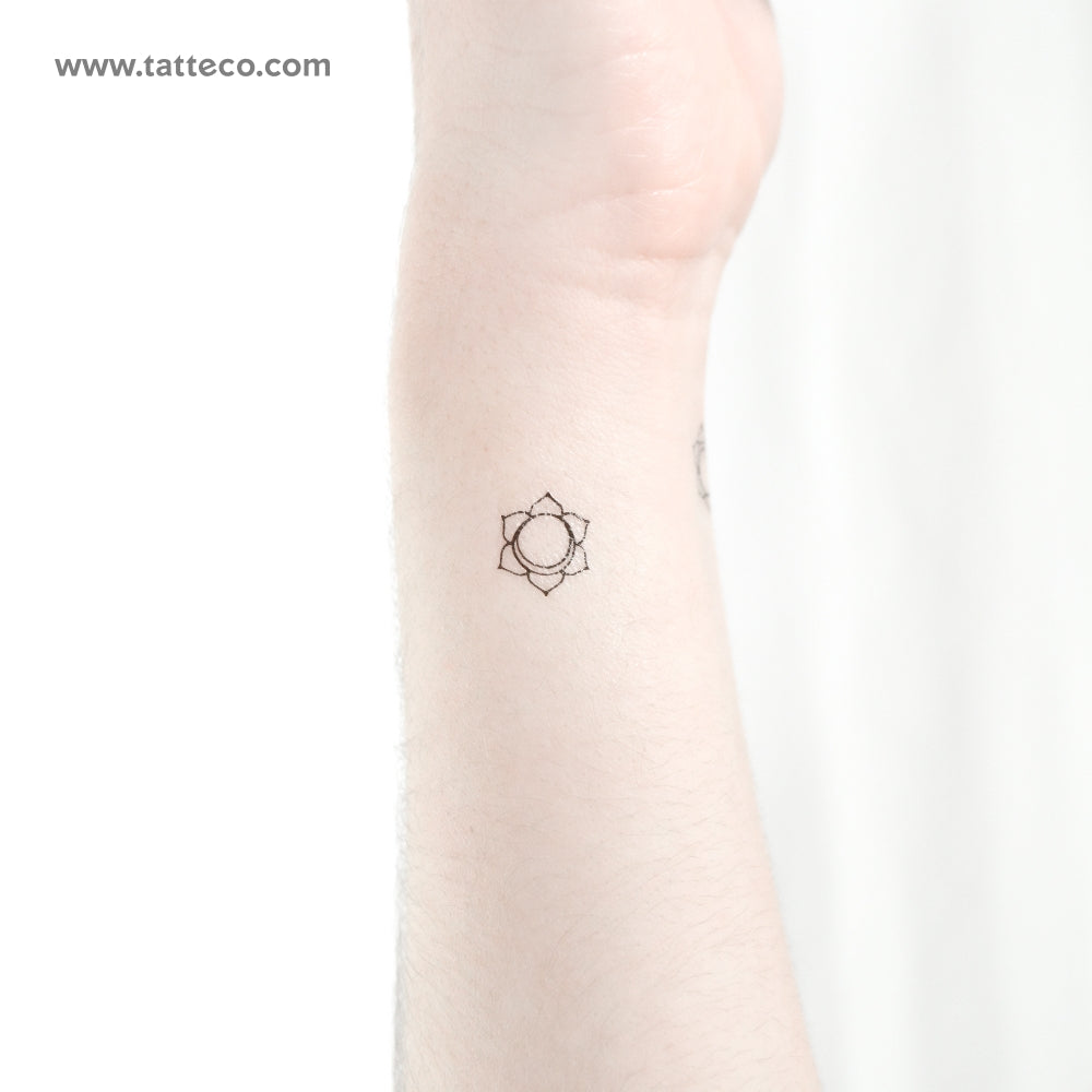 Small Svadhishthana Chakra Temporary Tattoo - Set of 3