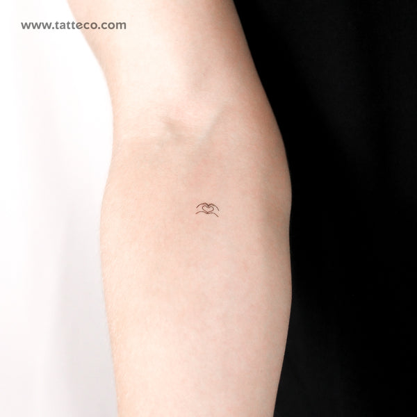 Tiny Heart Hands Temporary Tattoo - Set of 3
