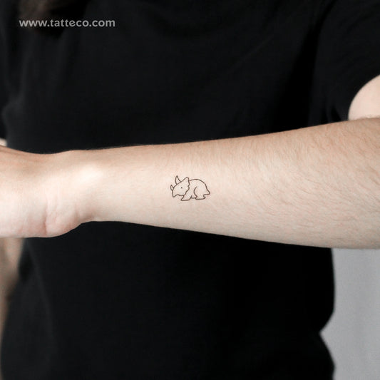 Tatuaje temporal minimalista de triceratops (juego de 3)