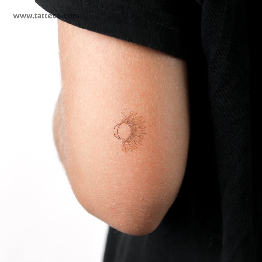 Tatuaje temporal de sol y luna de línea fina (juego de 3)