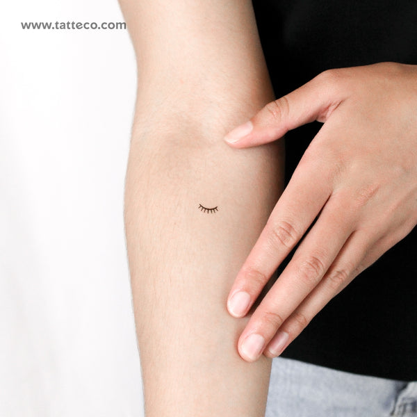 Small Eyelash Temporary Tattoo - Set of 4