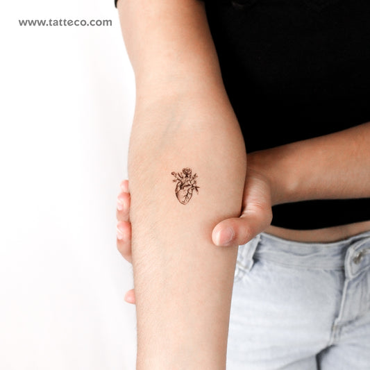 Tatuaje temporal de corazón anatómico con flores (juego de 3)