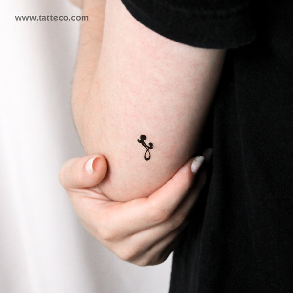 Small Mother And Daughter Symbol Temporary Tattoo - Set of 3