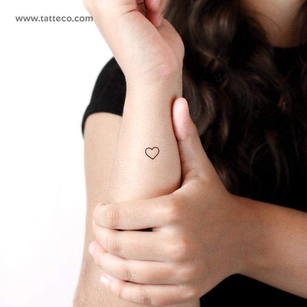 Small Minimalist Heart Outline Temporary Tattoo - Set of 3