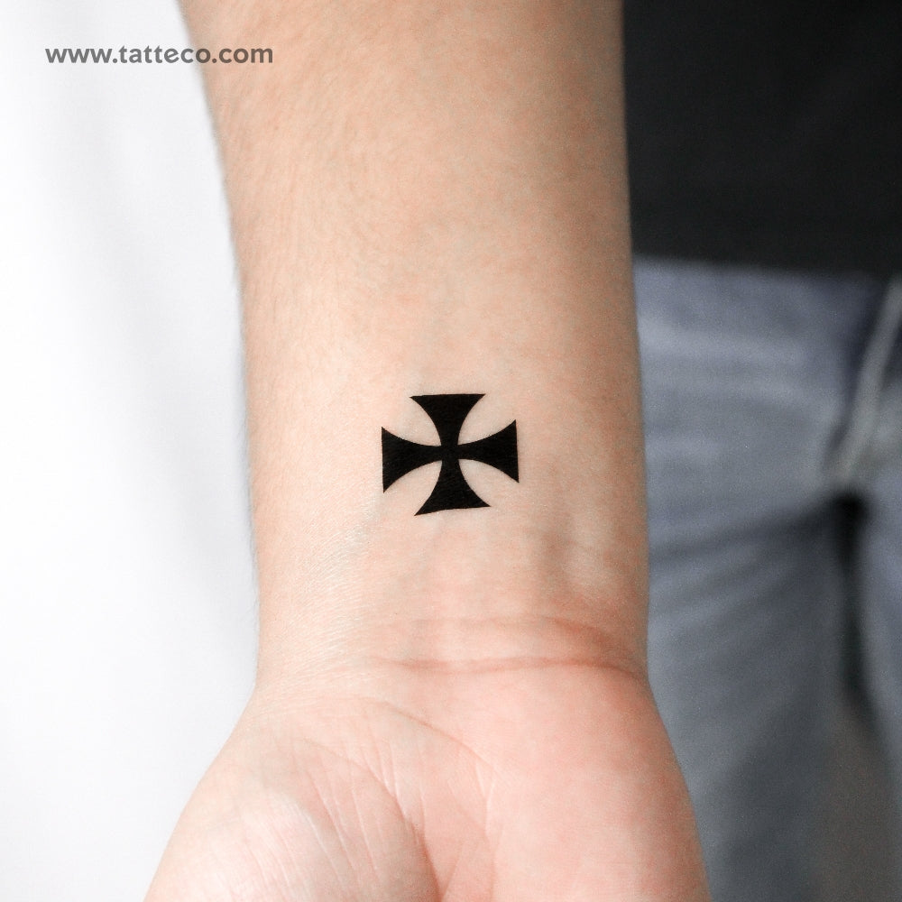 Tatuaje temporal de cruz pateada - Juego de 3
