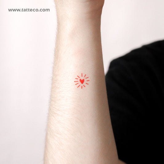 Tatuaje temporal de corazón brillante (juego de 3)