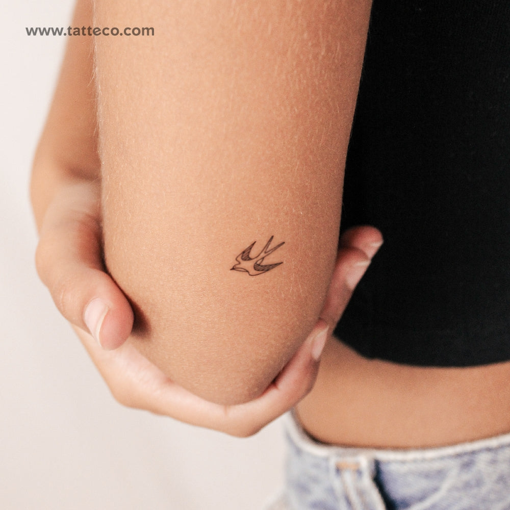 Swallow Semi-Permanent Tattoo - Set of 2
