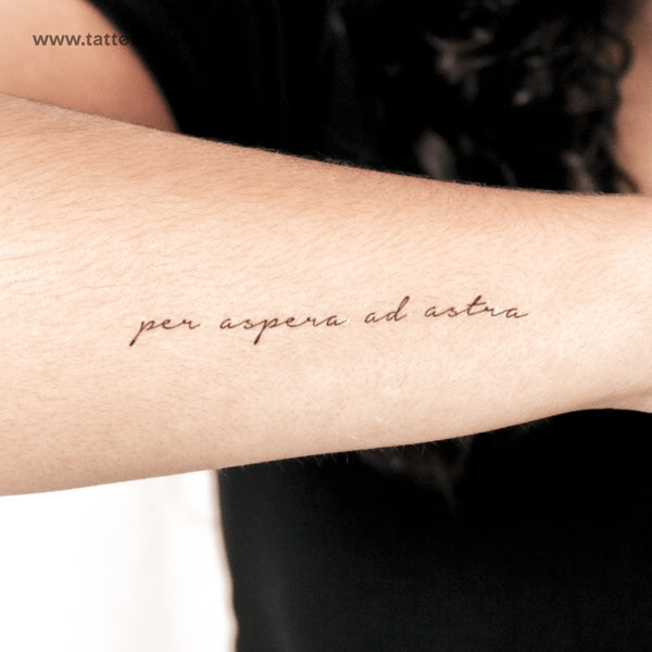 Wink Semi-Permanent Tattoo - Set of 2