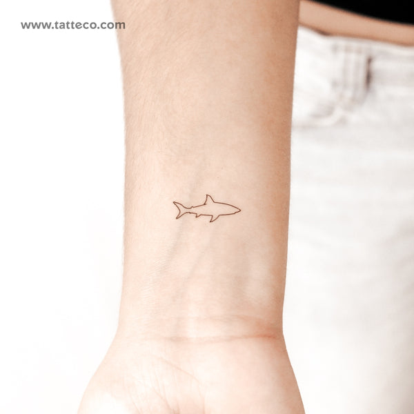 Fine Line Shark Semi-Permanent Tattoo - Set of 2