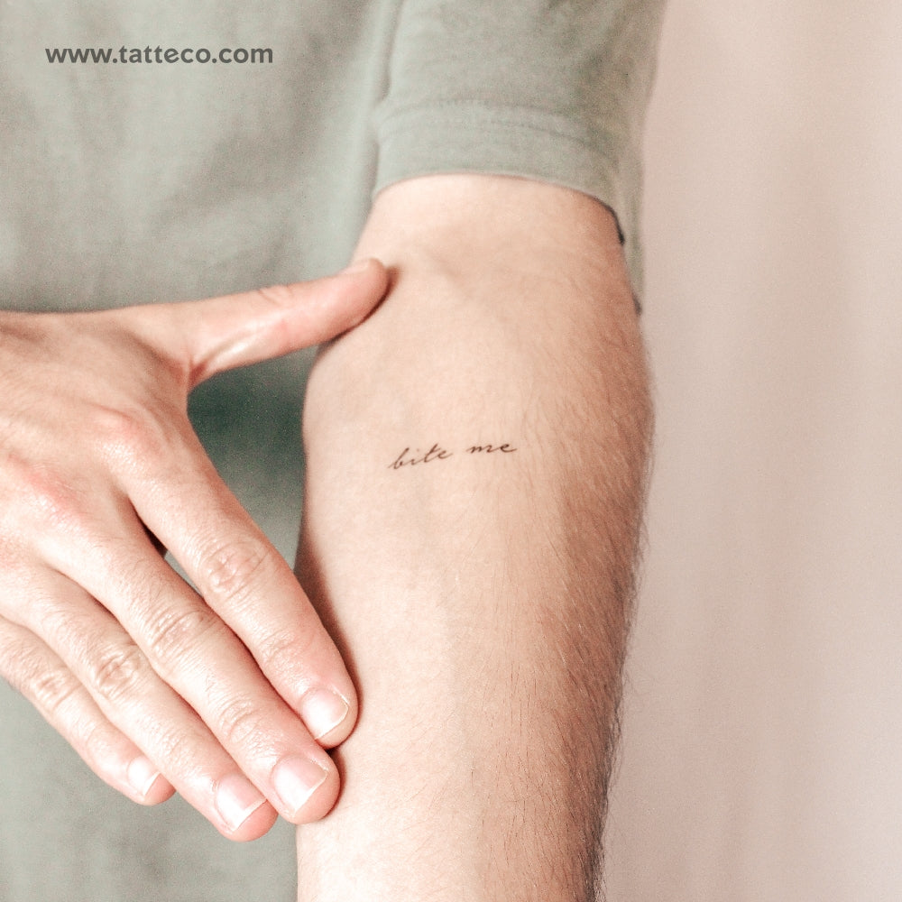 Tatuaje semipermanente Bite Me - Juego de 2