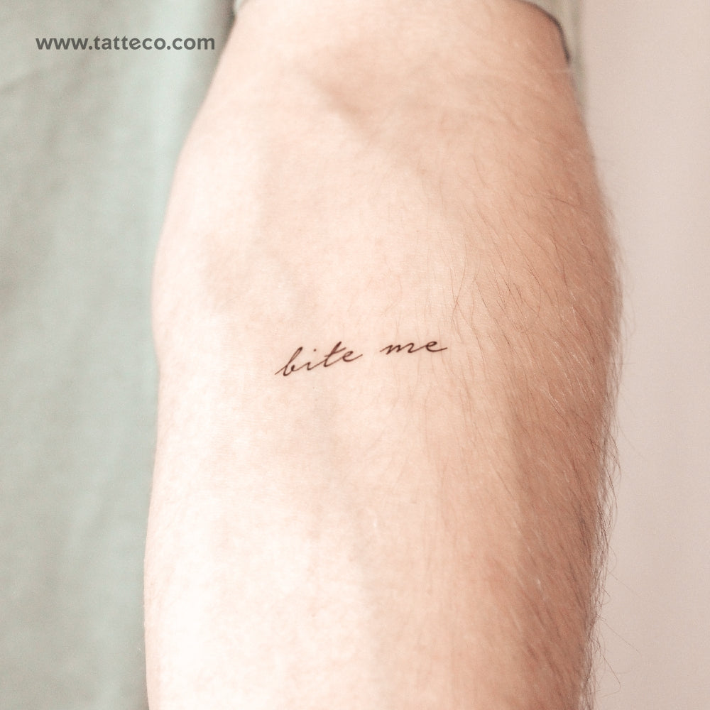 Tatuaje semipermanente Bite Me - Juego de 2