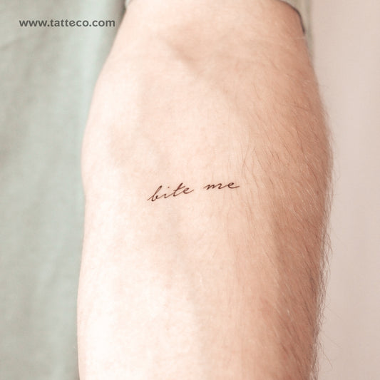 Tatuaje semipermanente Bite Me - Juego de 2