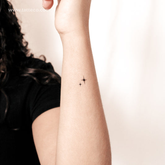 Tatuaje semipermanente de estrellas brillantes pequeñas - Juego de 2