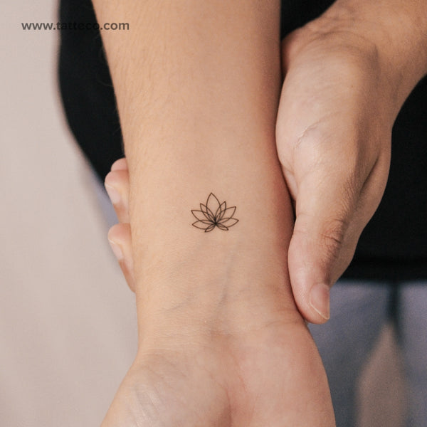 Minimalist Lotus Flower Two Week Tattoo - Set of 2
