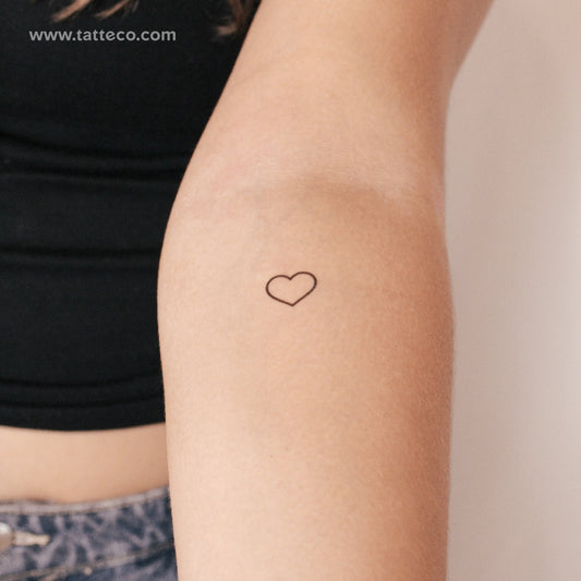 Tatuaje semipermanente de contorno de corazón (juego de 2)