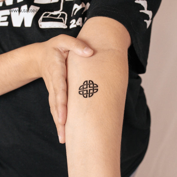 Shield Knot Semi-Permanent Tattoo - Set of 2