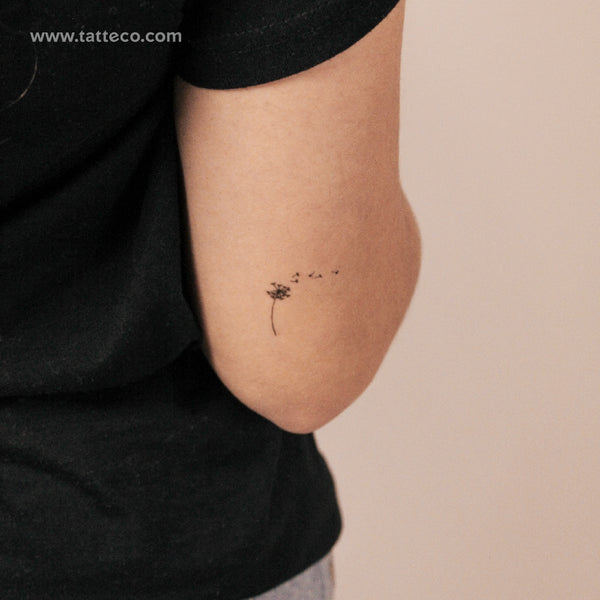 Minimalist Dandelion Blowing Semi-Permanent Tattoo - Set of 2