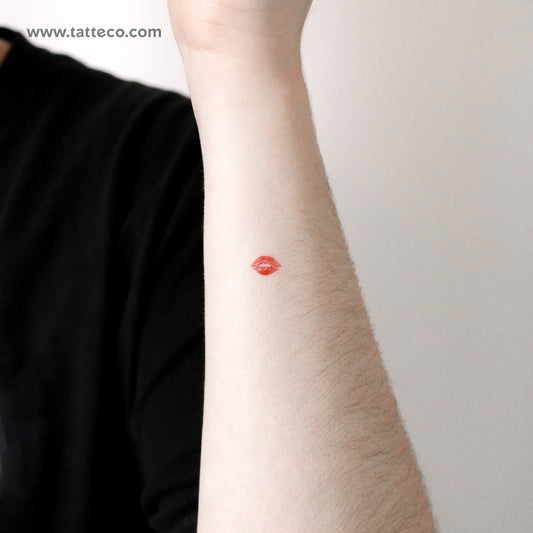 Tatuaje temporal de beso pequeño (juego de 3)