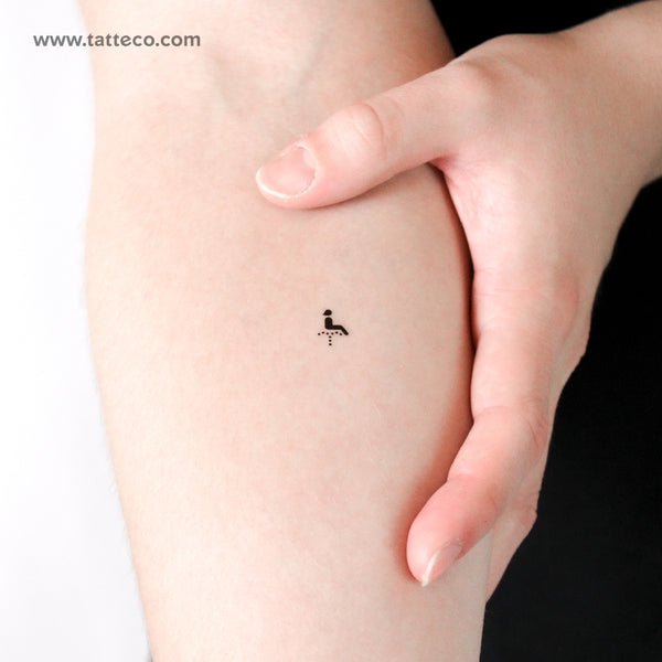 Japanese Toilet Front Spray For Females Symbol Temporary Tattoo - Set of 3