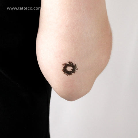 Mistletoe Wreath Temporary Tattoo - Set of 3