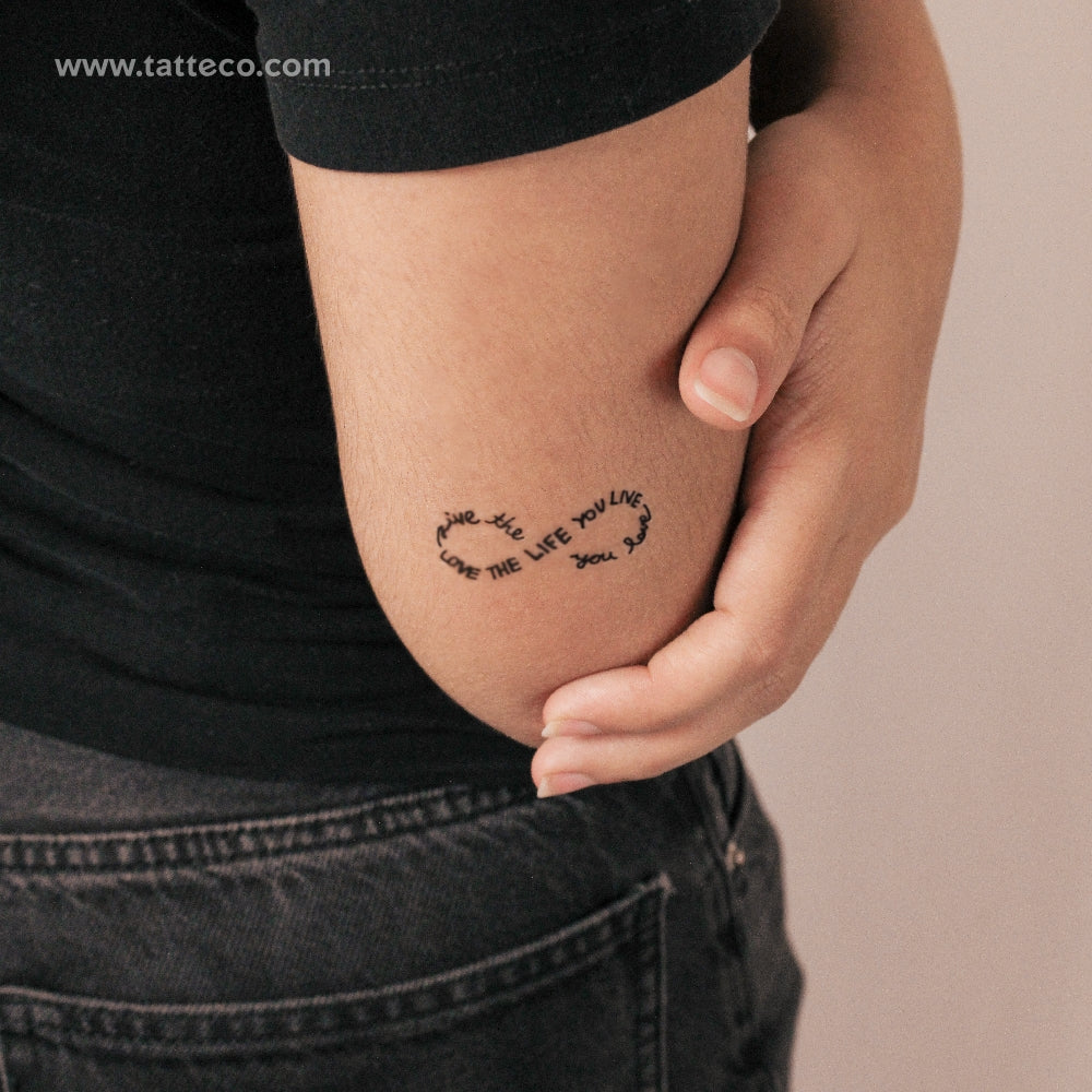 Tatuaje semipermanente "Infinito, ama la vida que vives" - Juego de 2
