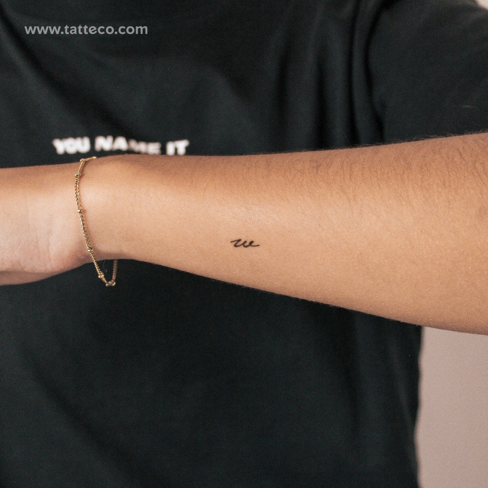 W Handwritten Semi-Permanent Tattoo - Set of 2