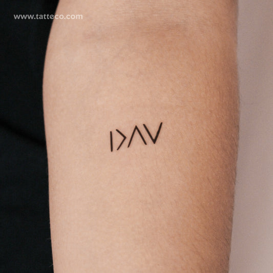 Tatuaje semipermanente pequeño con el símbolo "Soy más grande que mis altibajos" (juego de 2)