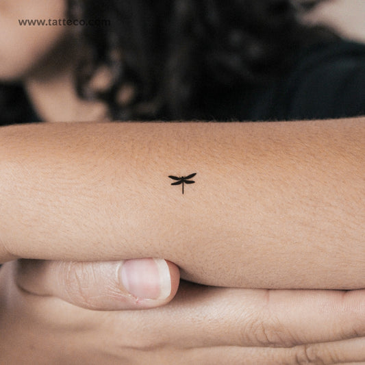 Tatuaje semipermanente de libélula diminuta (juego de 2)