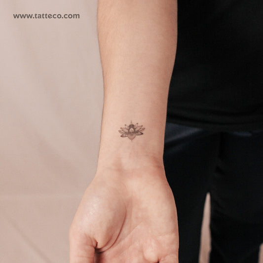 Tatuaje semipermanente de flor de loto sagrada pequeña (juego de 2)