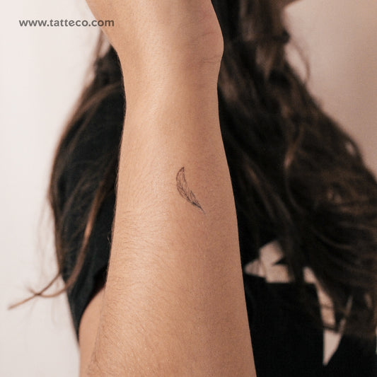 Tatuaje semipermanente de pluma pequeña - Juego de 2