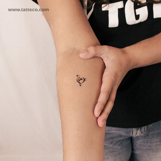 Tatuaje semipermanente de corazón musical pequeño (juego de 2)