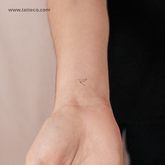 Tatuaje semipermanente minimalista pequeño de colibrí de Tatteco (juego de 2)