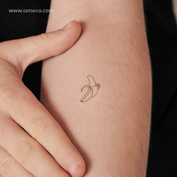 Fine Line Banana Semi-Permanent Tattoo - Set of 2