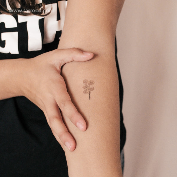 Daisy Bouquet Semi-Permanent Tattoo - Set of 2