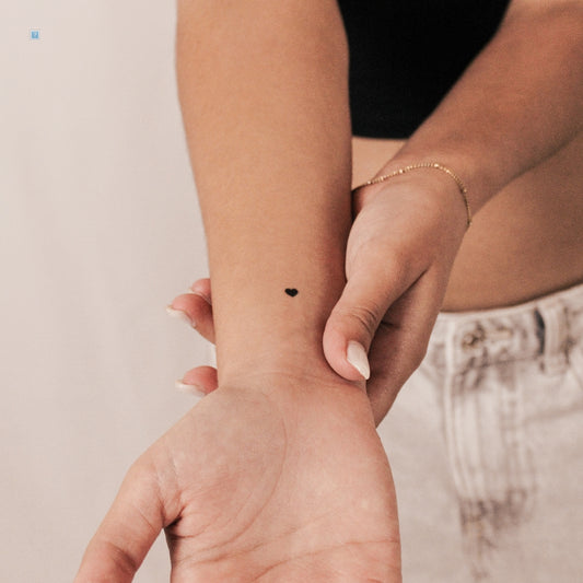 Tatuaje semipermanente de corazón negro (mini) - Juego de 2