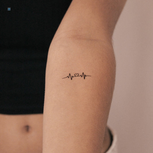 Tatuaje semipermanente de corazón con latidos - Juego de 2