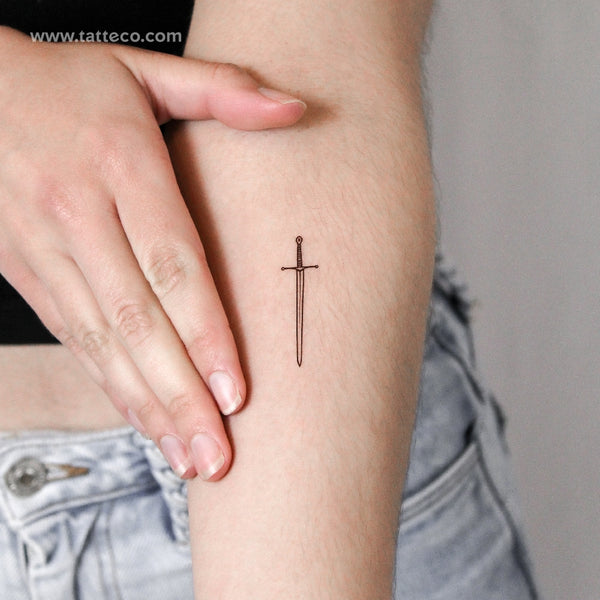 Tatuaje temporal de espada de línea fina - Juego de 3